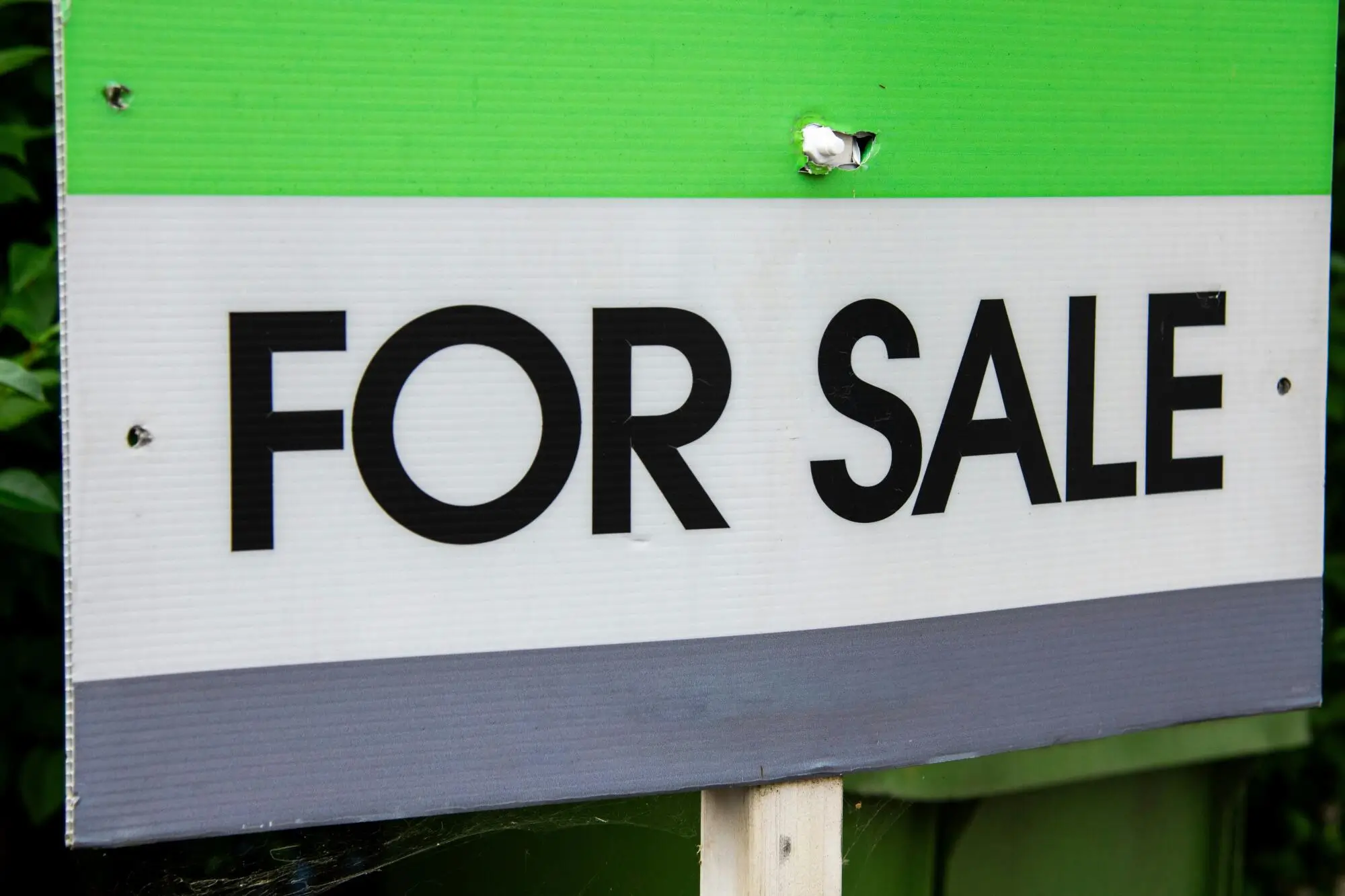 Selling a Rental Property with Tenants in Orlando: A Guide